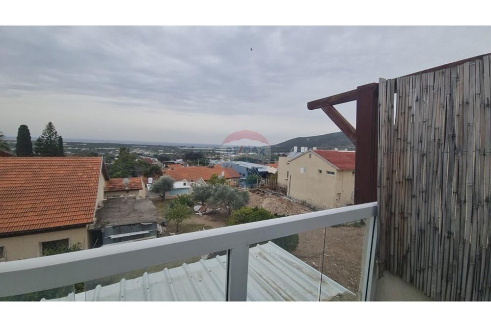 Apartment for Sale in שלומי - Image 3