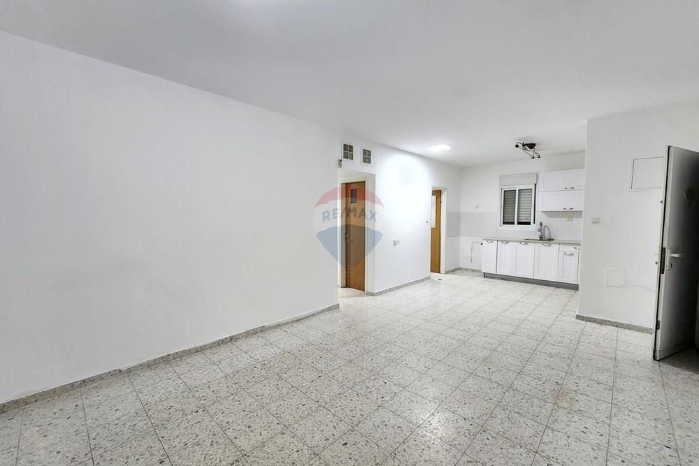 Apartment for Sale in Sderot - Image 4