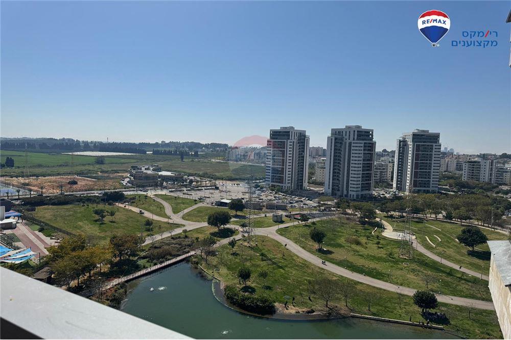 Apartment for Sale in Hadera - Image 7
