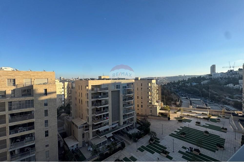 Apartment for Sale in Jerusalem - Image 3