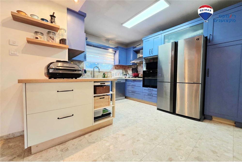 Apartment for Sale in Hadera - Image 3