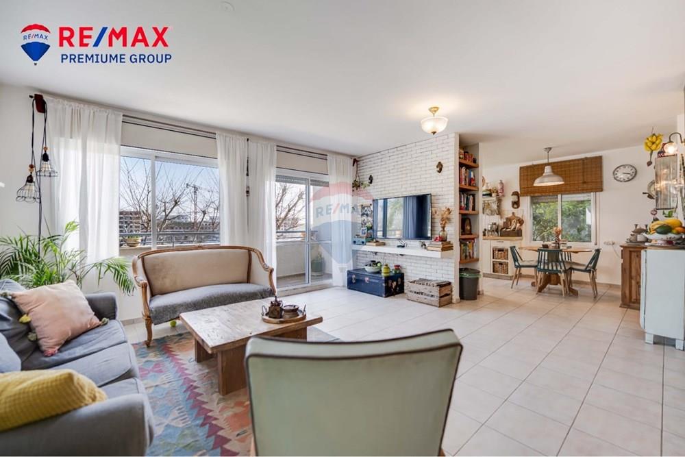 Apartment for Sale in שוהם - Image 4
