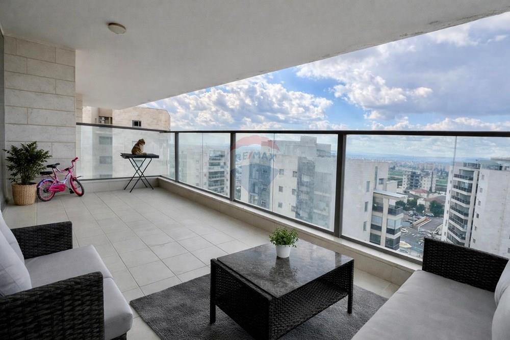 Apartment for Sale in Afula - Image 1