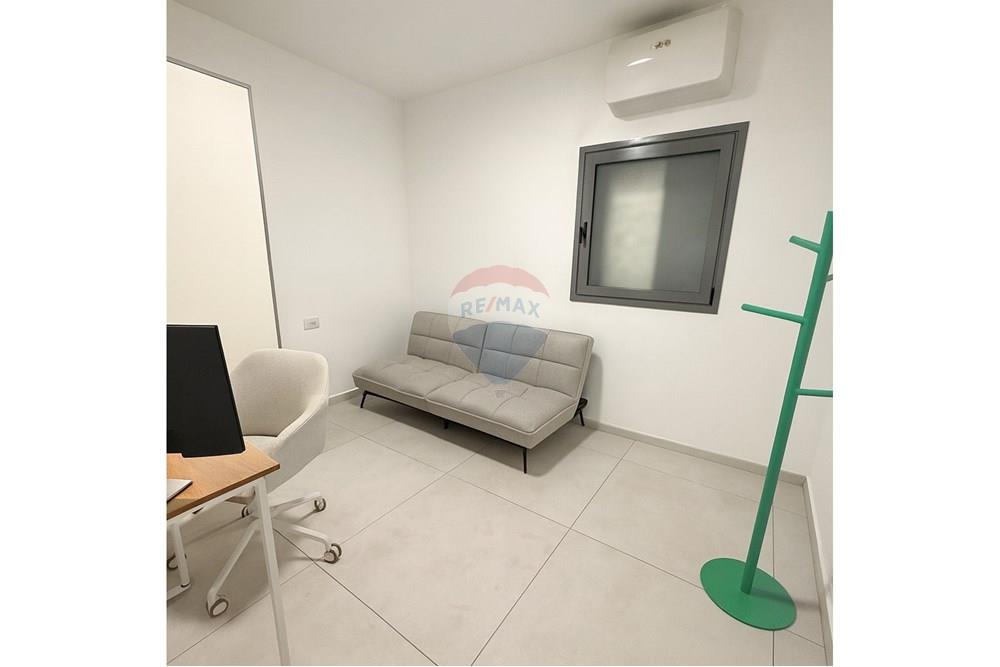 Apartment for Sale in Ramat Gan - Image 7