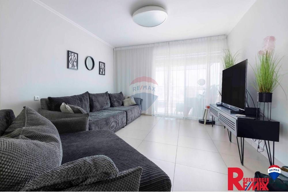Apartment for Sale in Rishon LeZion - Image 1