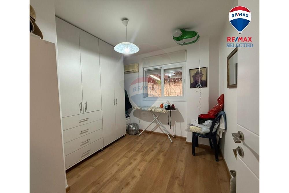 Apartment for Sale in Haifa - Image 4