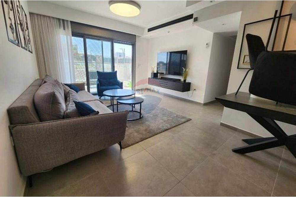 Apartment for Sale in Sderot - Image 1