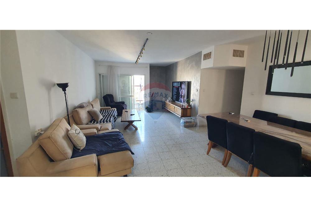 Apartment for Sale in Beer Sheva - Image 4
