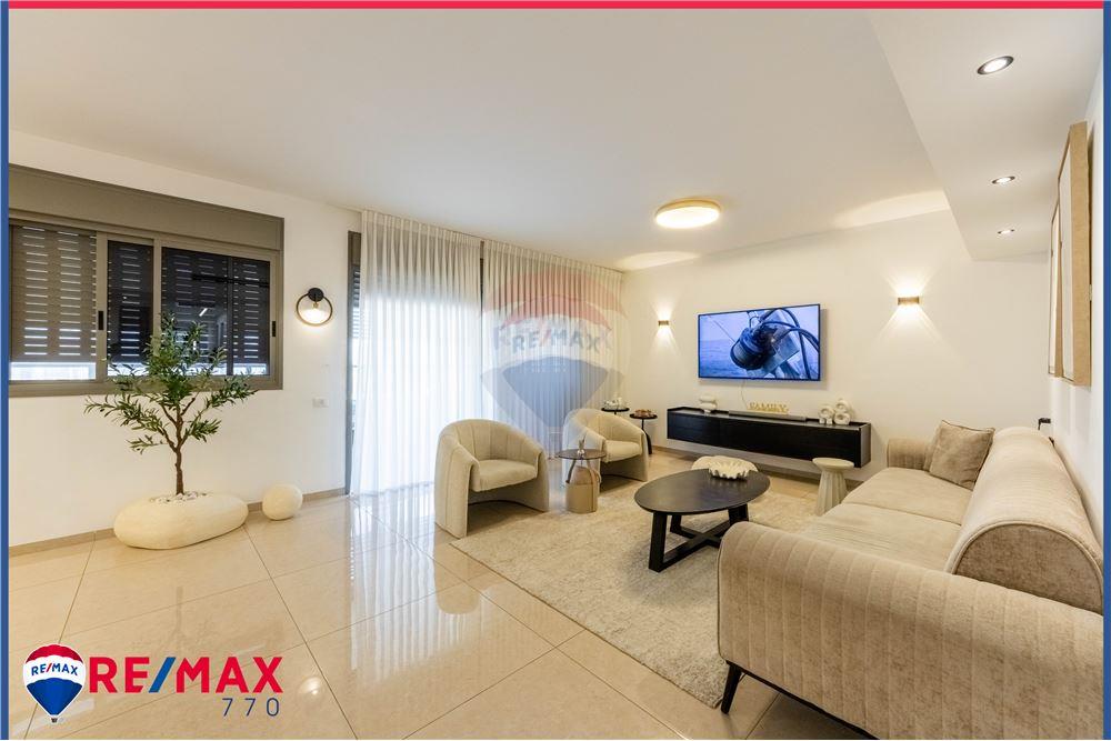 Apartment for Sale in Afula - Image 3