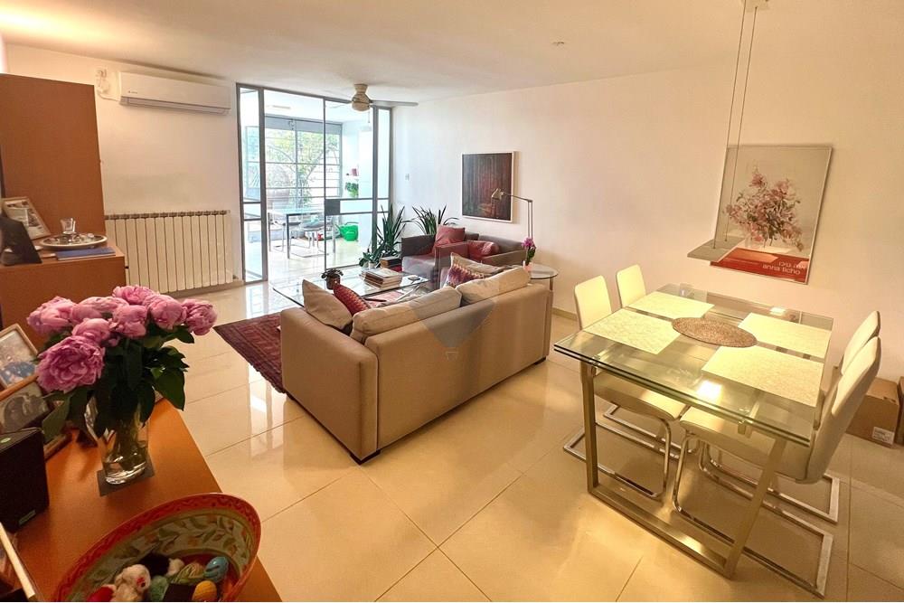 Apartment for Sale in Jerusalem - Image 7