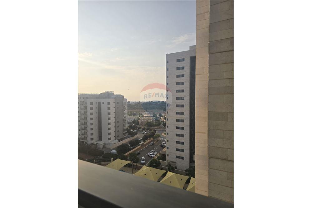 Apartment for Sale in אור עקיבא - Image 3