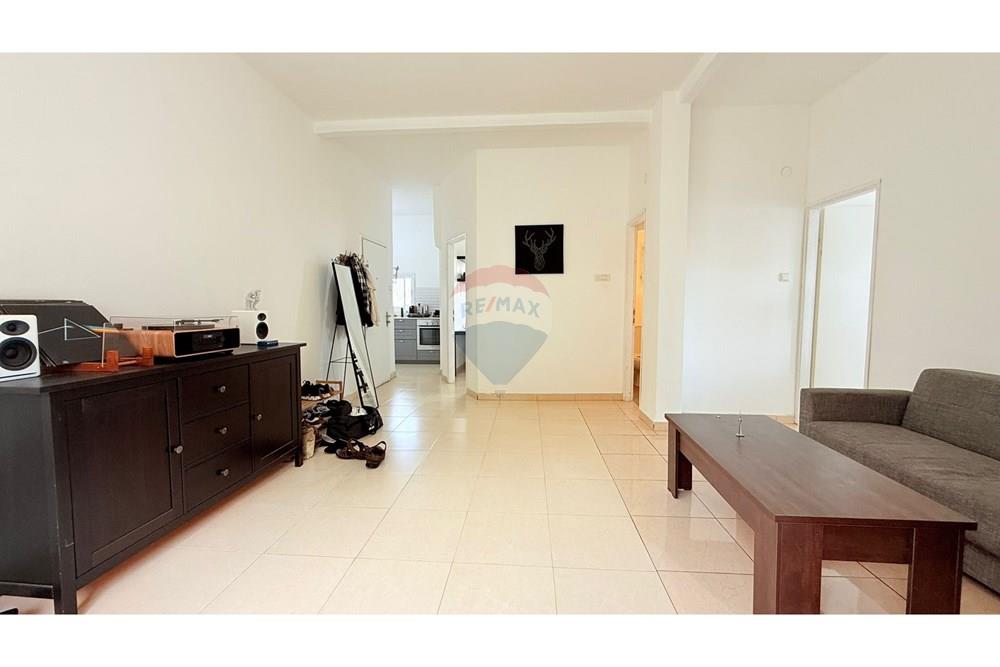 Apartment for Sale in Haifa - Image 4
