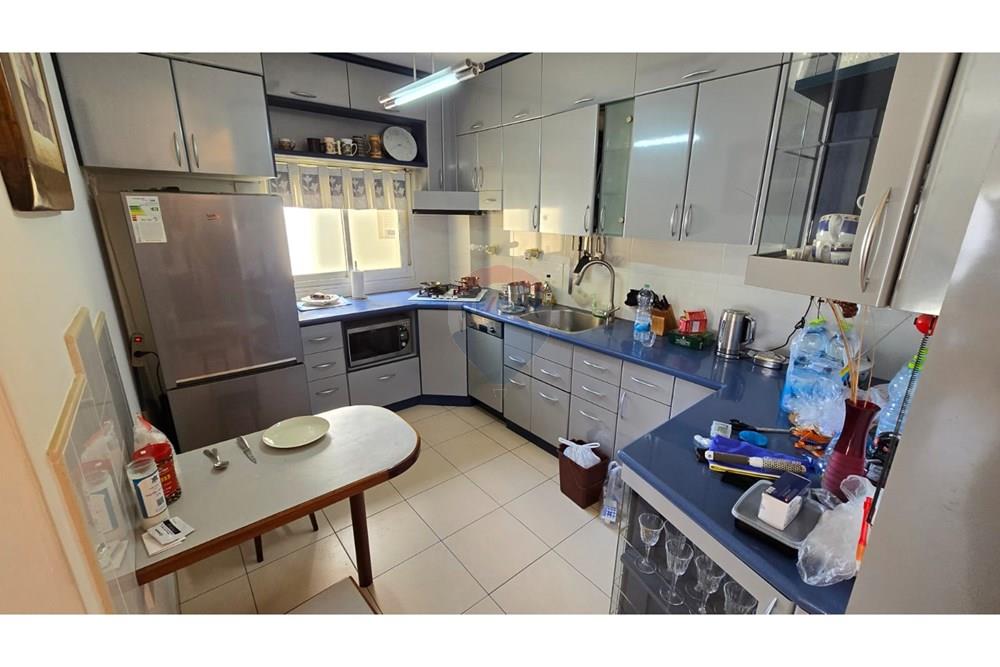 Apartment for Sale in Haifa - Image 4