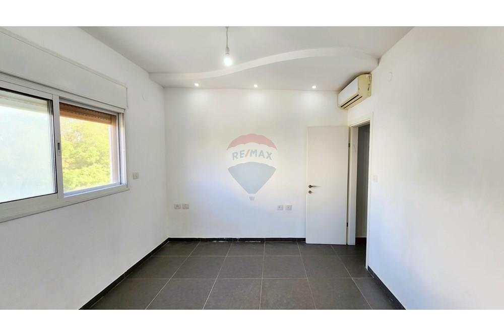 Apartment for Sale in Nahariya - Image 6