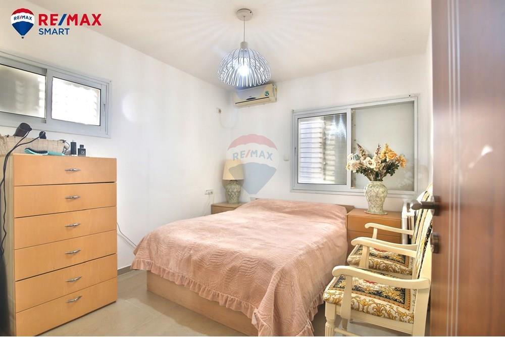 Apartment for Sale in Kiryat Yam - Image 5