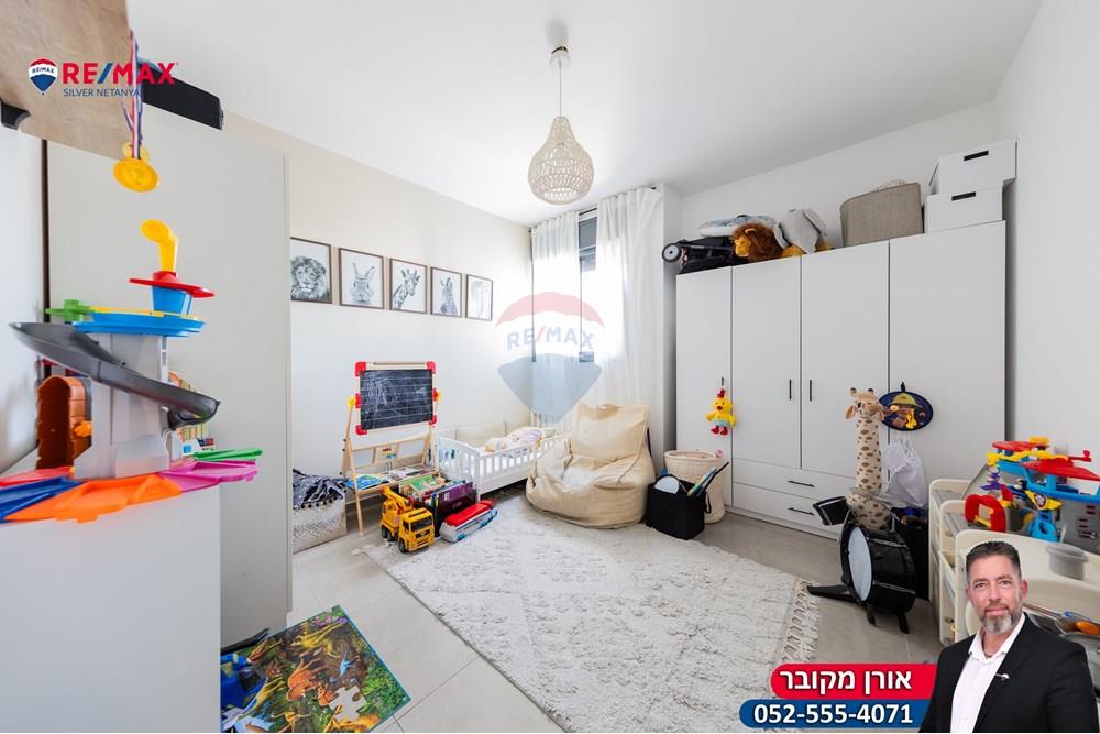 Apartment for Sale in פרדסיה - Image 2