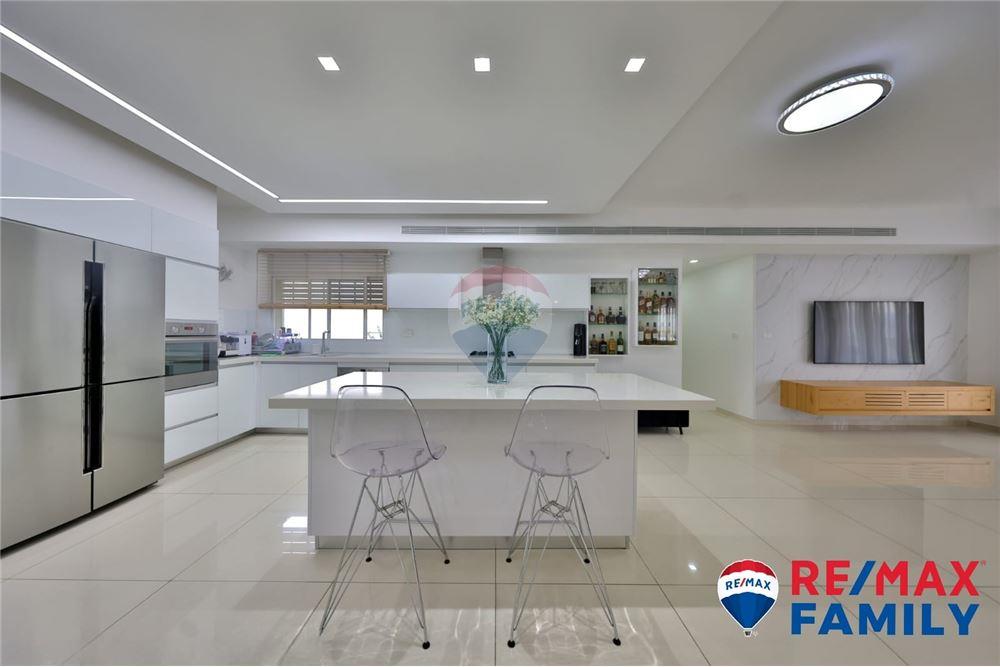 Apartment for Sale in קרית אתא - Image 6