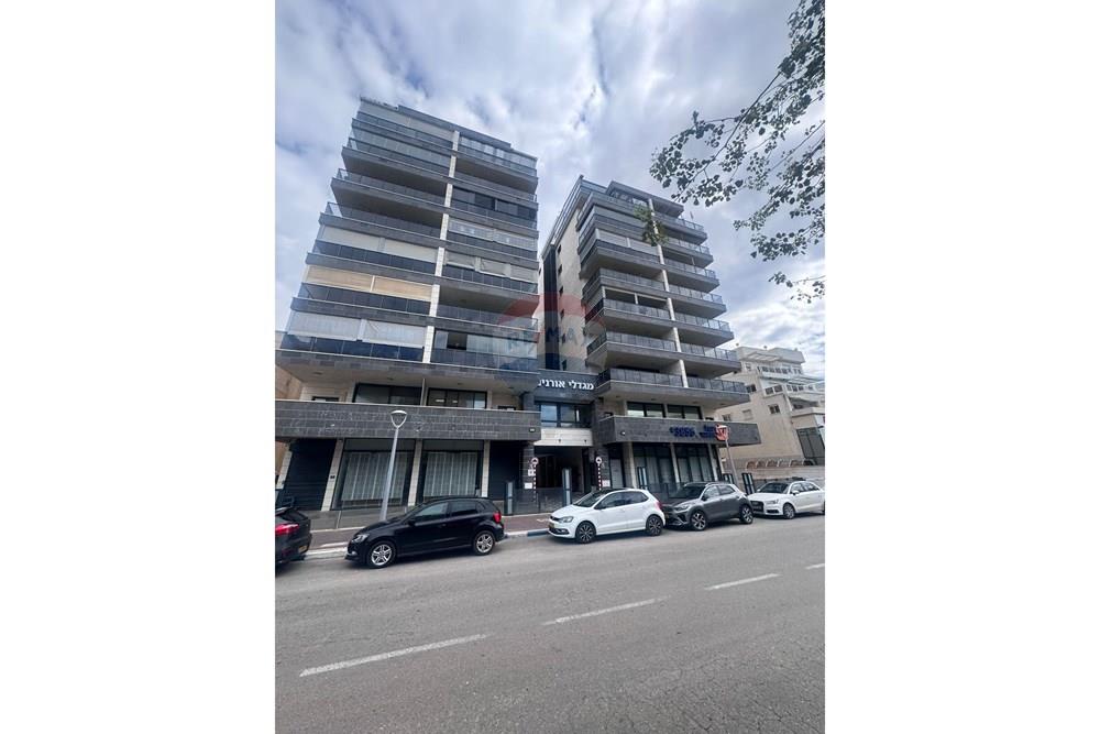 Apartment for Sale in Nahariya - Image 1