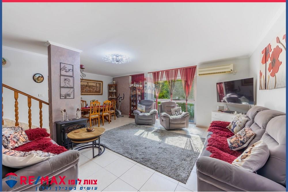 Apartment for Sale in Afula - Image 2