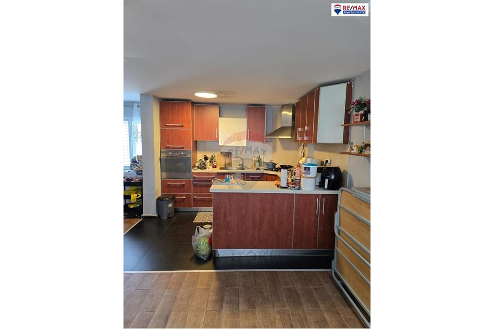 Apartment for Sale in קרית גת - Image 6