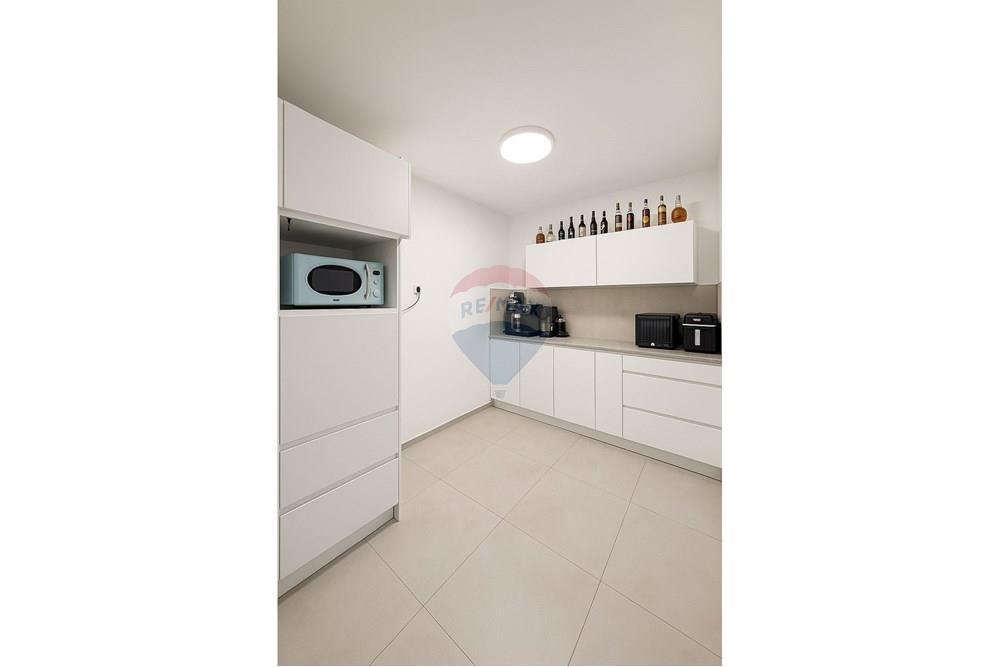 Apartment for Sale in קרית ביאליק - Image 5