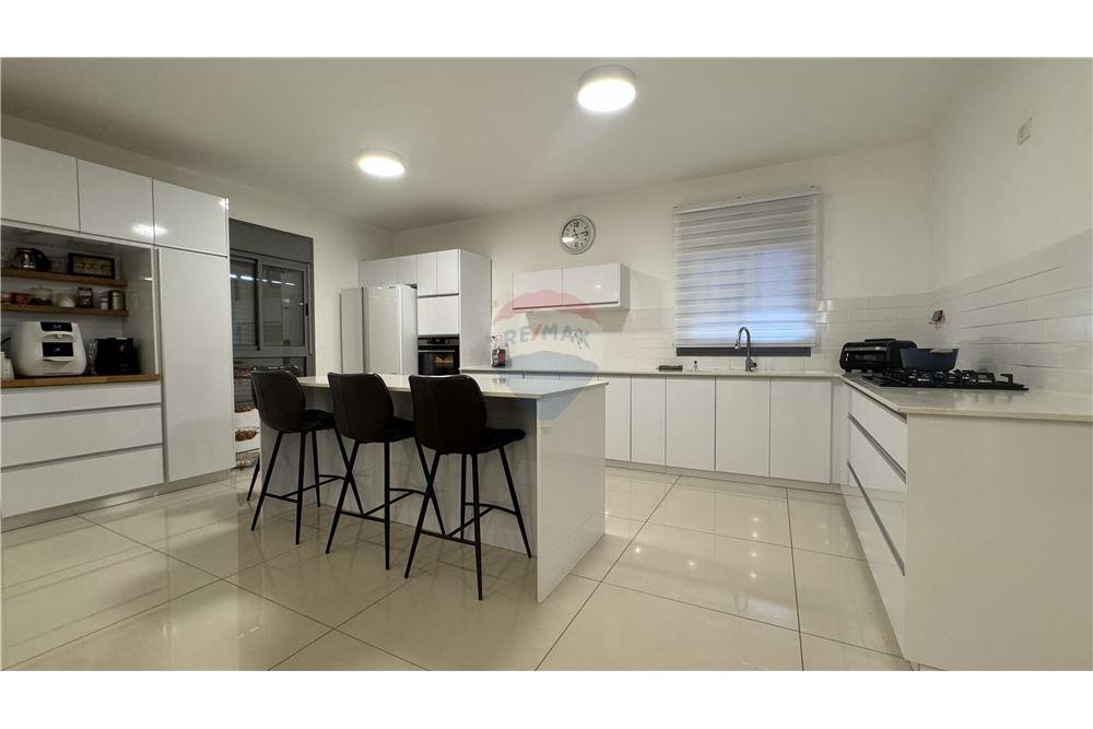 Apartment for Sale in Afula - Image 7
