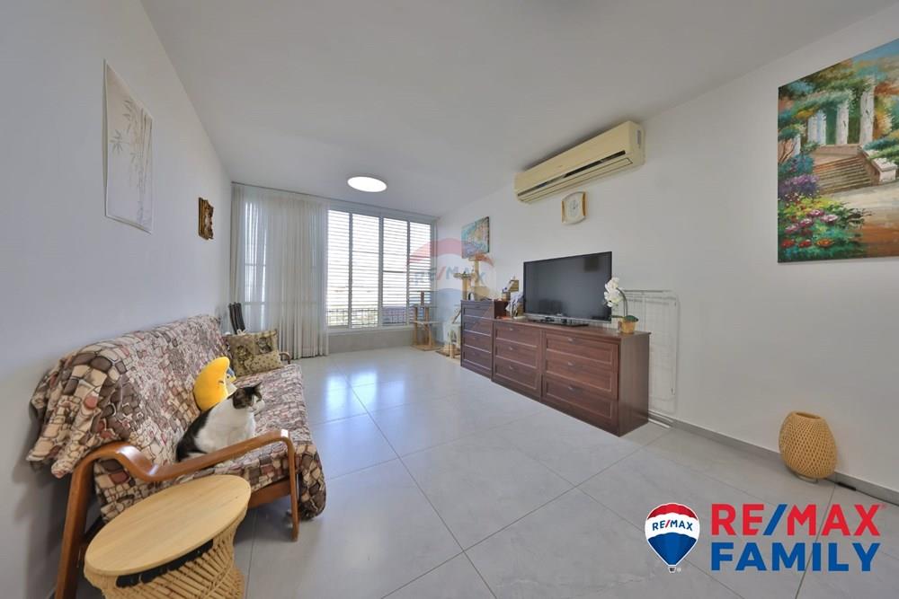 Apartment for Sale in קרית ביאליק - Image 1