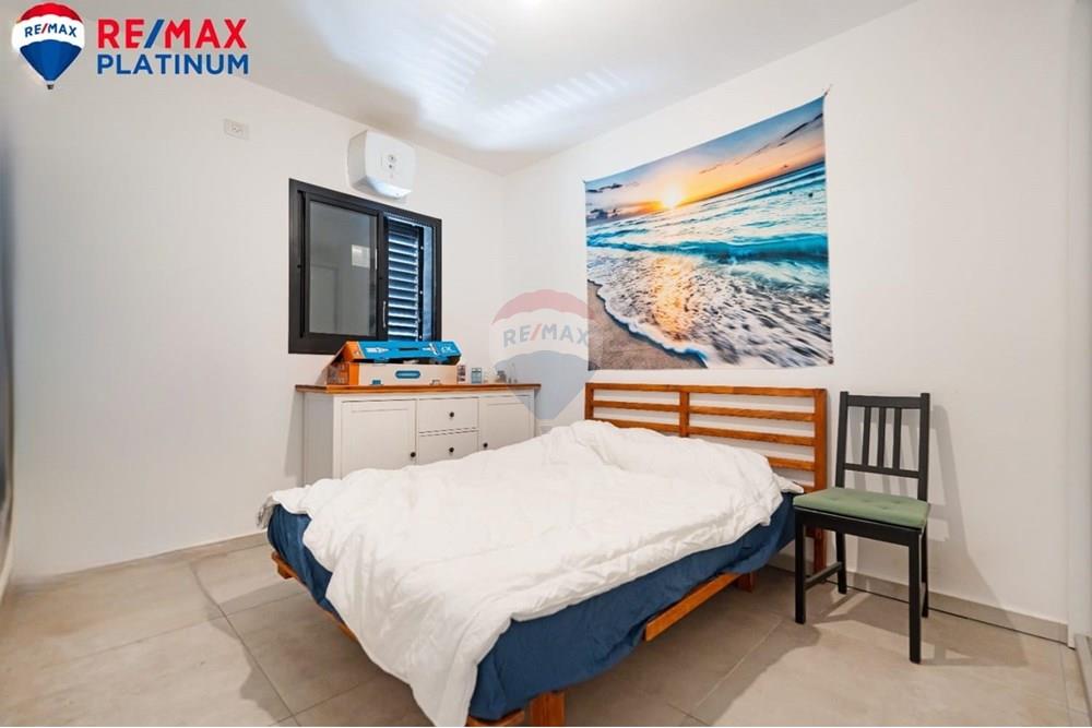 Apartment for Sale in קרית אונו - Image 4