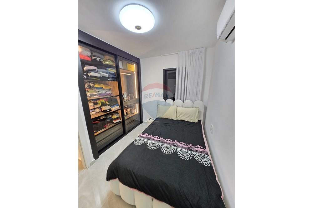 Apartment for Sale in Lod - Image 7