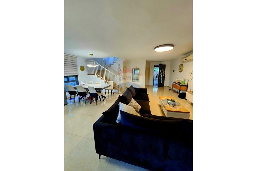 House for Sale in Sderot - Image 3