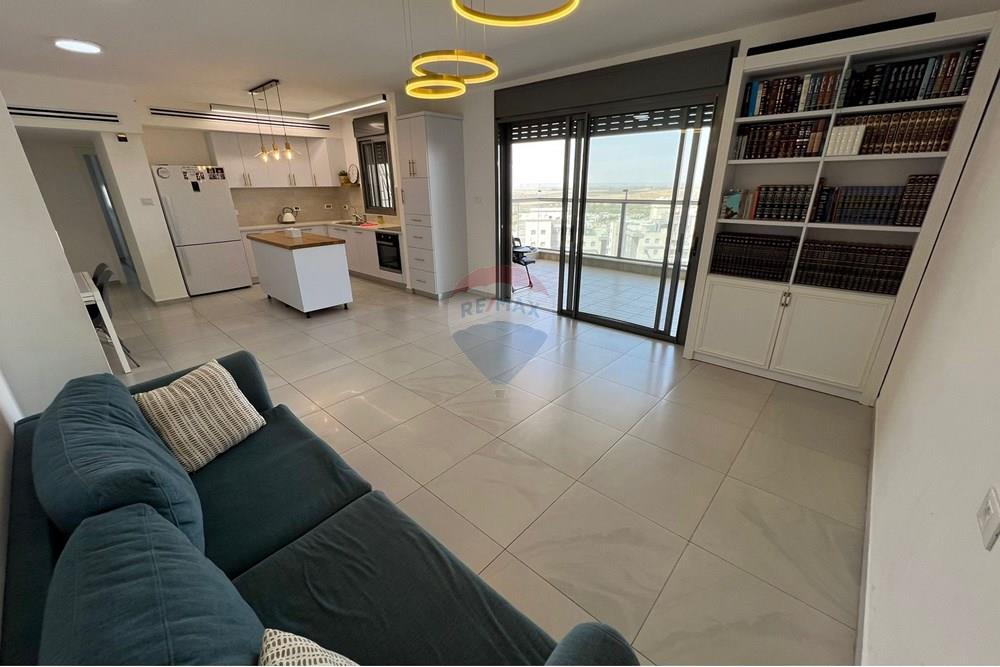 Apartment for Sale in נתיבות - Image 1