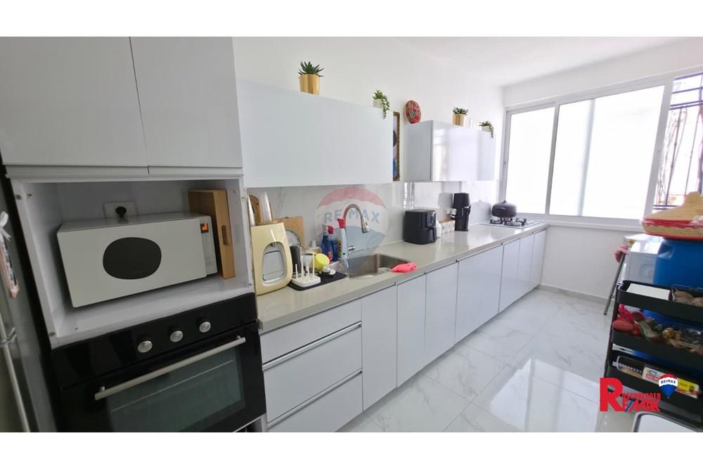 Apartment for Sale in Holon - Image 3