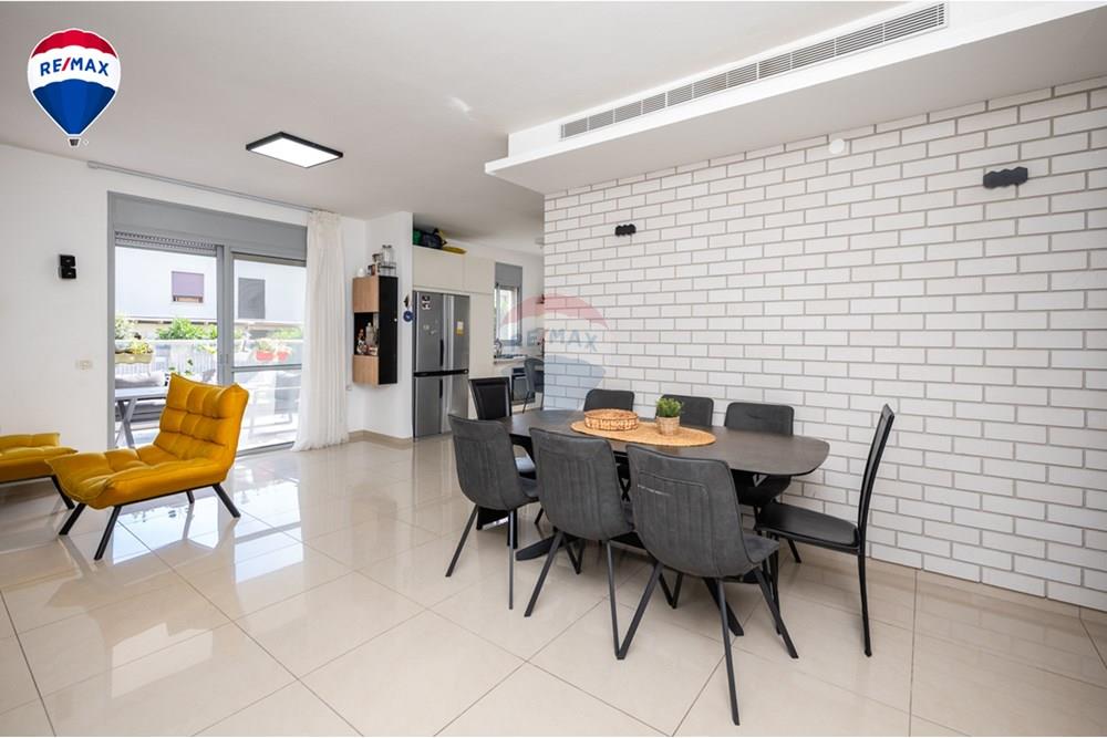 Apartment for Sale in Zichron Ya'akov - Image 3
