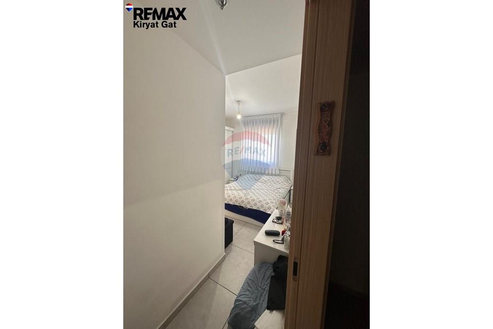 Apartment for Sale in קרית גת - Image 4