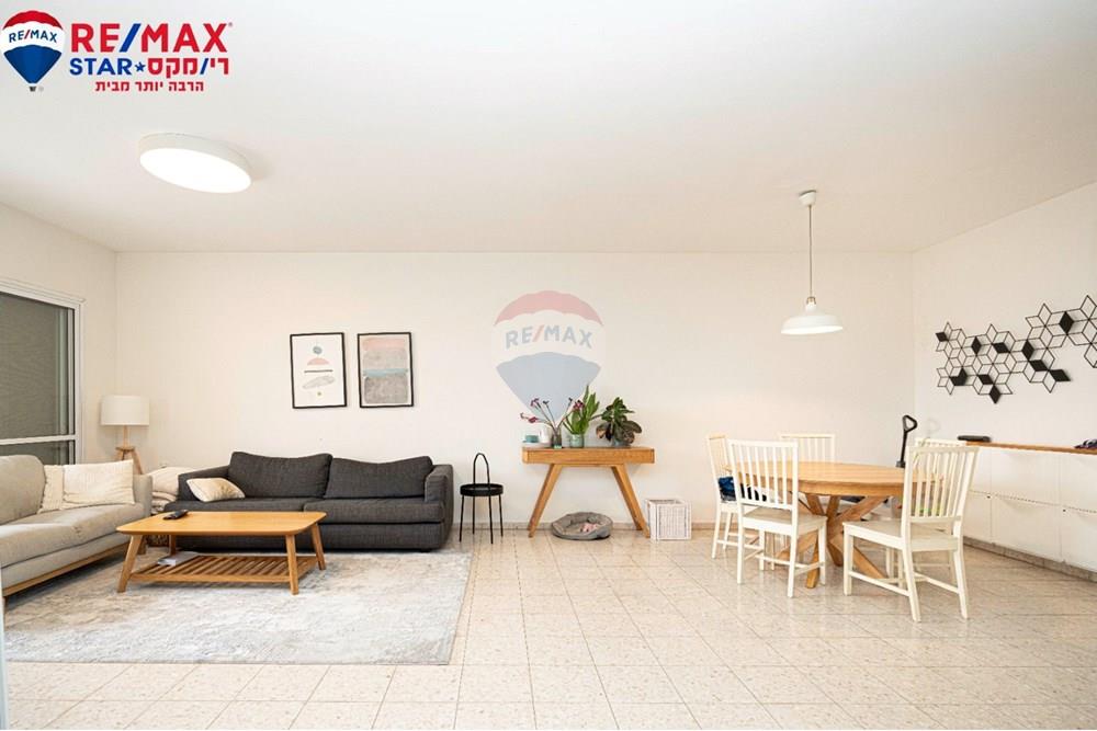 Apartment for Sale in Herzliya - Image 1