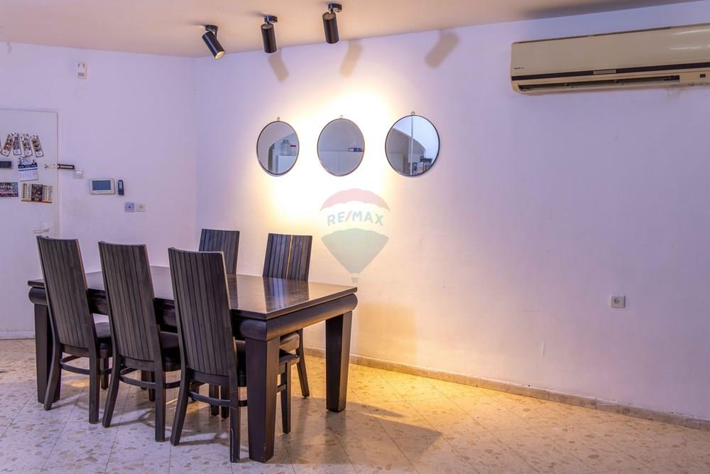 Apartment for Sale in Rishon LeZion - Image 5