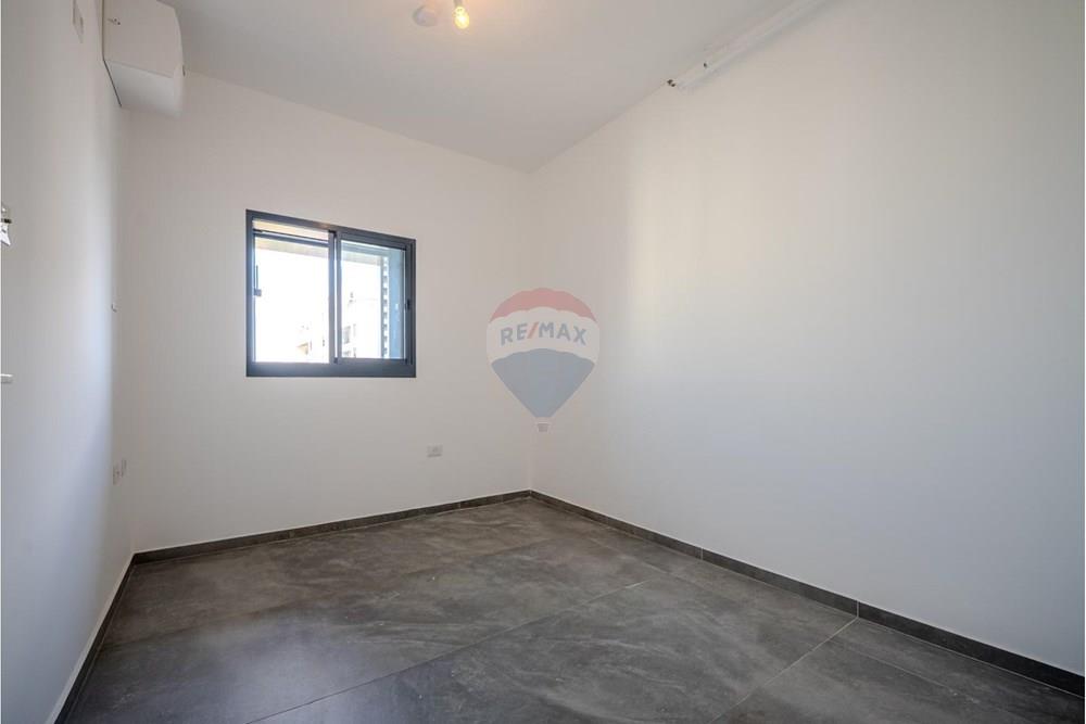 Apartment for Sale in Tel Aviv - Image 6