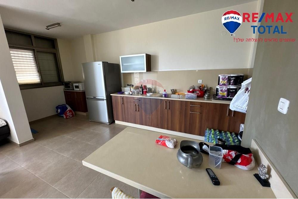 Apartment for Sale in Holon - Image 3