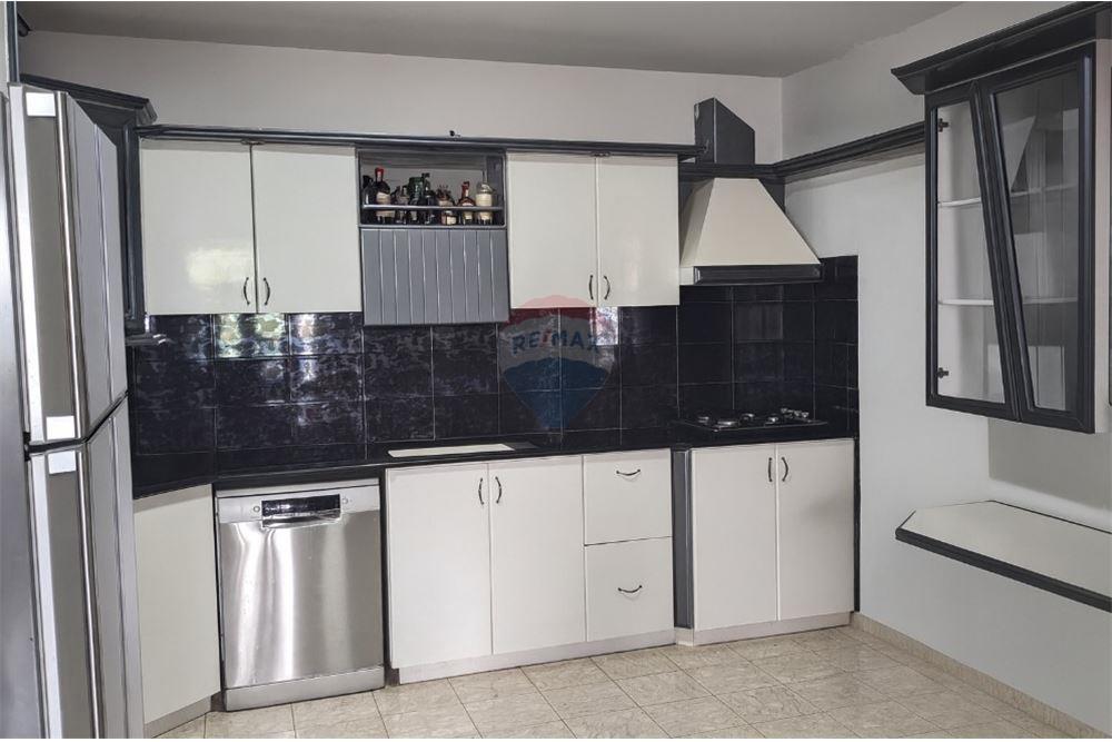 Apartment for Sale in Tel Aviv - Image 2