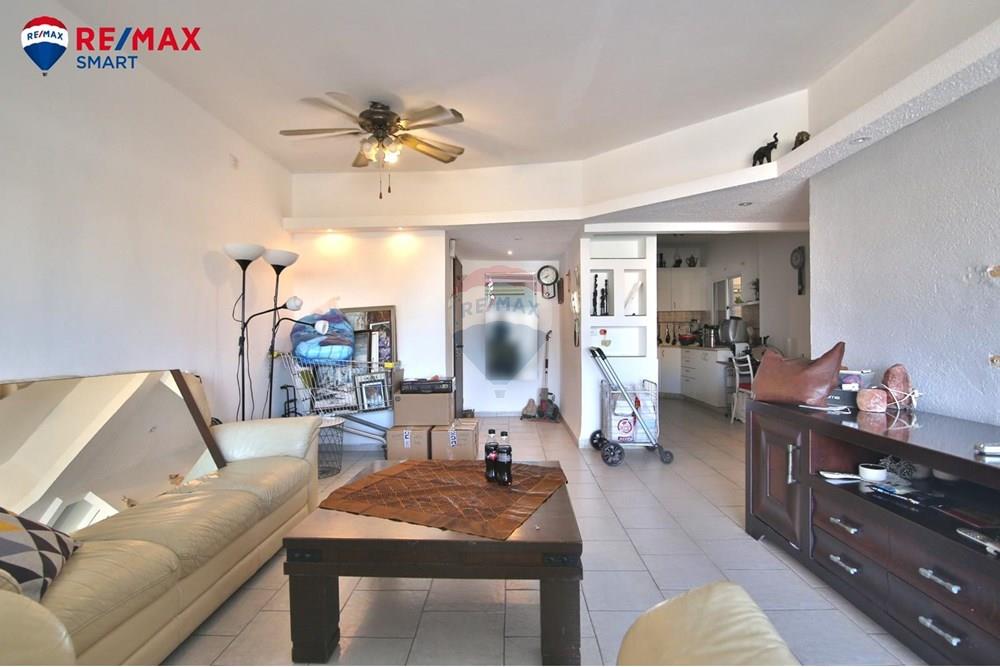 Apartment for Sale in קרית מוצקין - Image 5