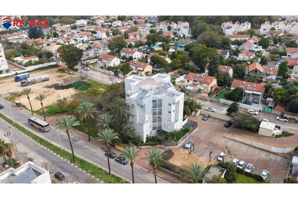 Apartment for Sale in Netanya - Image 7