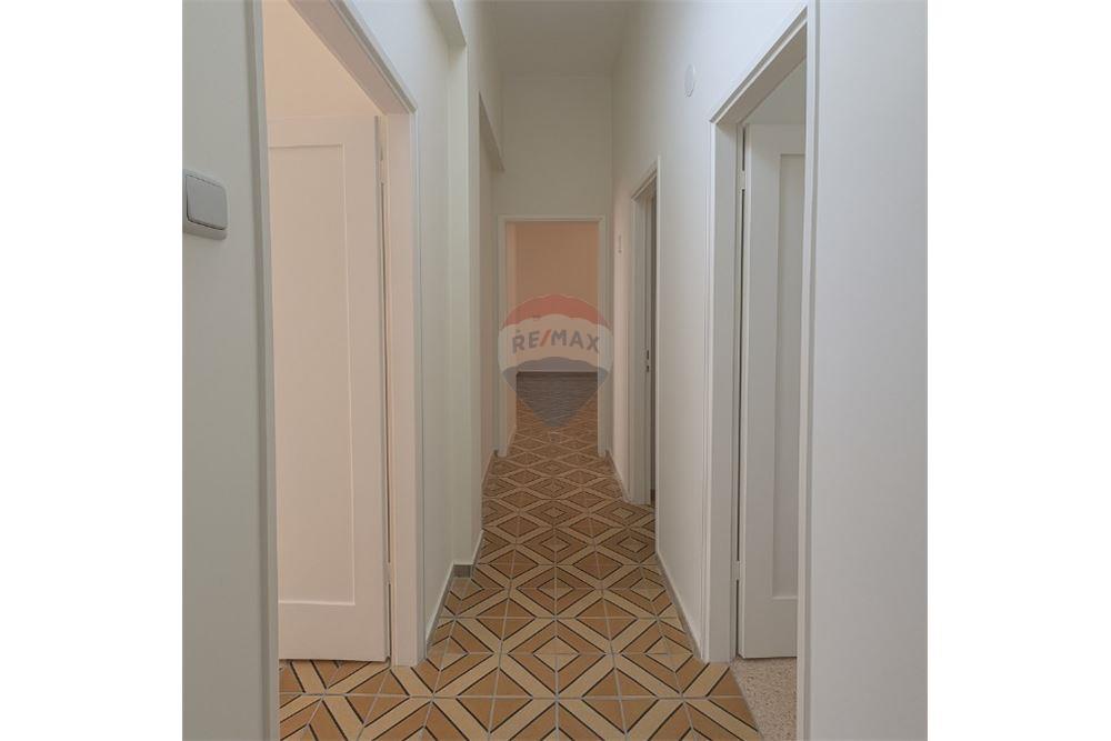 Apartment for Sale in Tel Aviv - Image 6