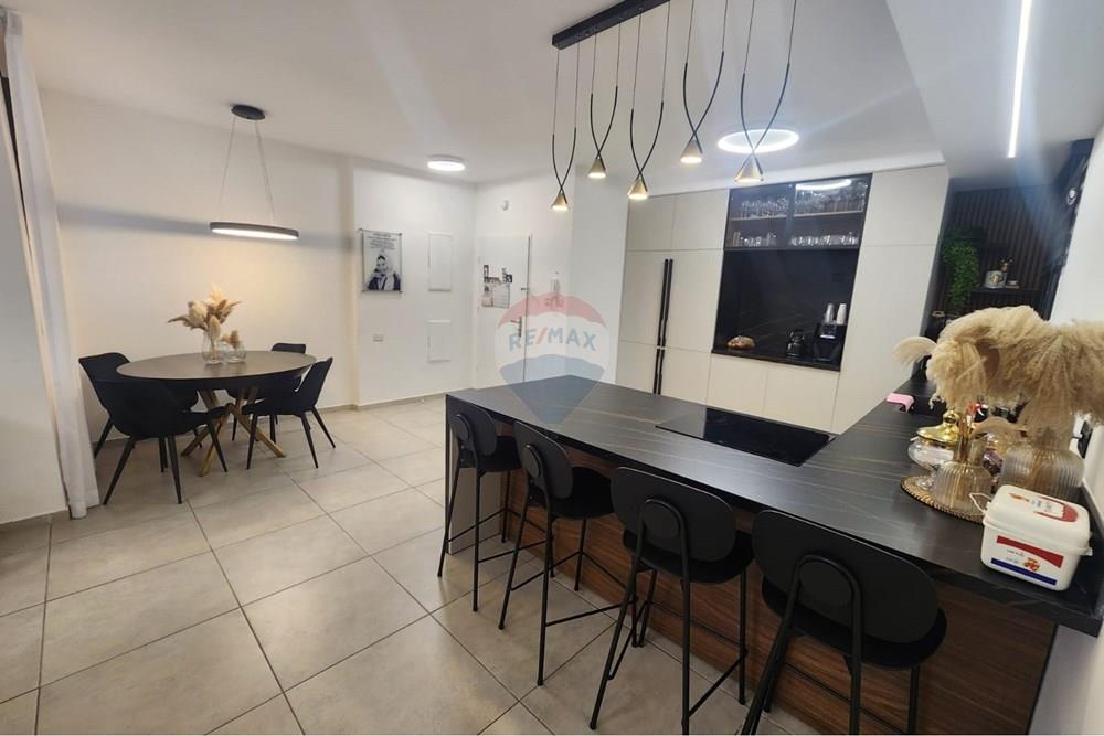 Apartment for Sale in Sderot - Image 1