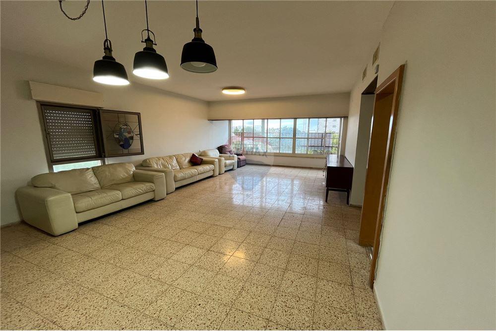 Apartment for Sale in Nahariya - Image 1