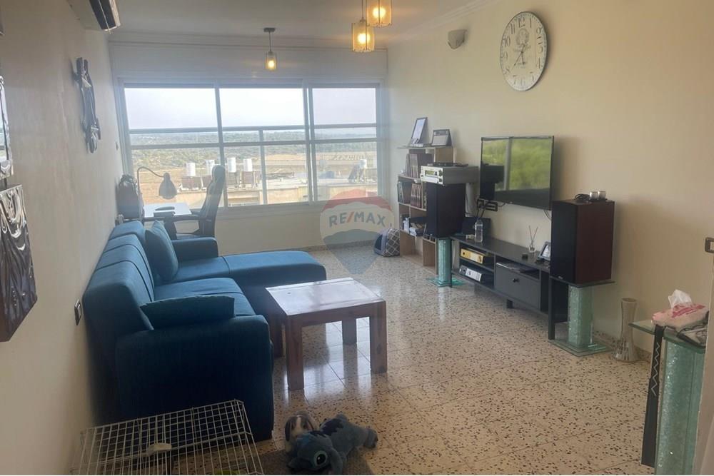 Apartment for Sale in שלומי - Image 1