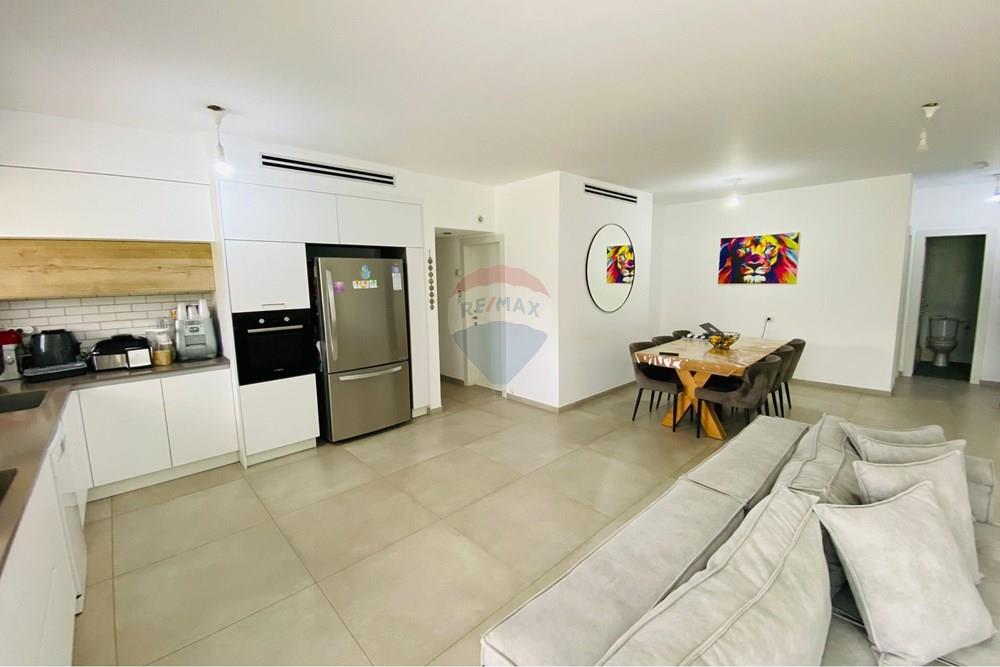 Apartment for Sale in Karmiel - Image 1
