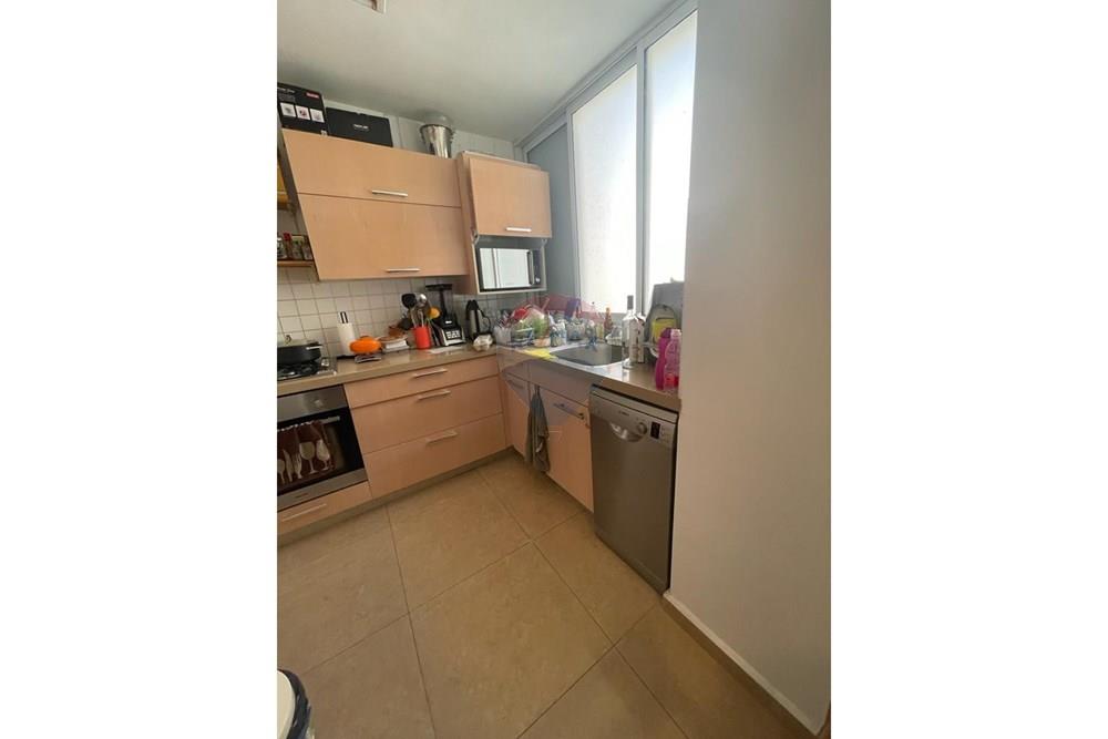 Apartment for Sale in Tel Aviv - Image 3