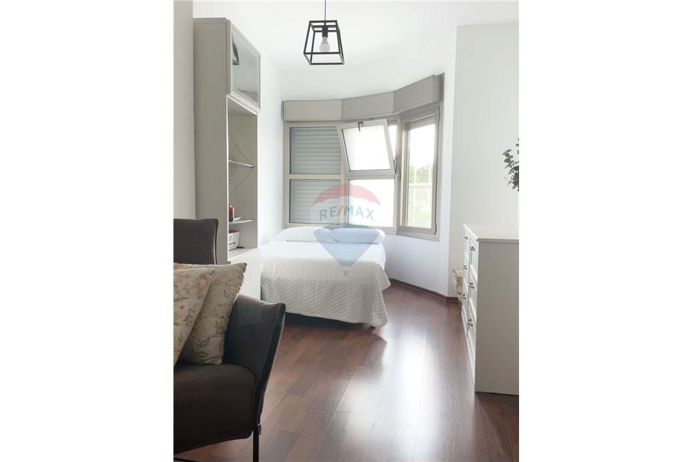 Apartment for Sale in Tel Aviv - Image 3