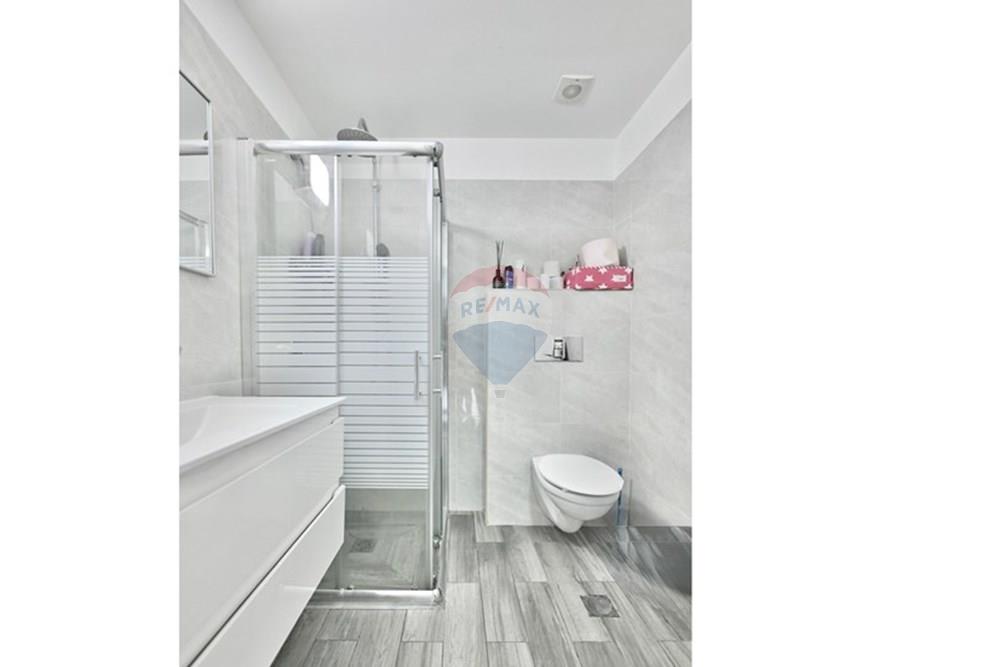 Apartment for Sale in Rishon LeZion - Image 4