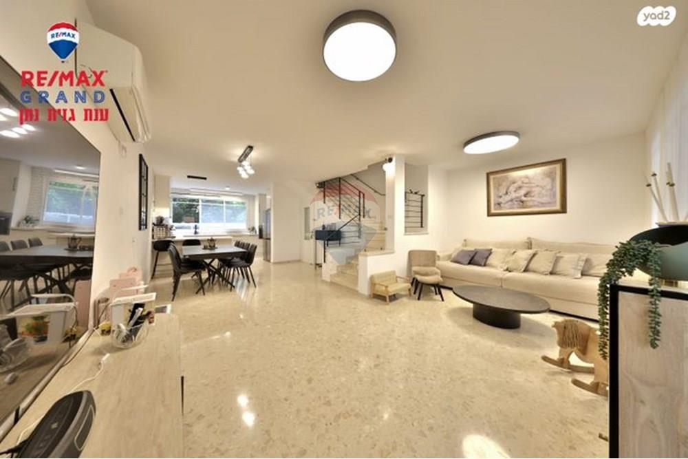 Apartment for Sale in Haifa - Image 1